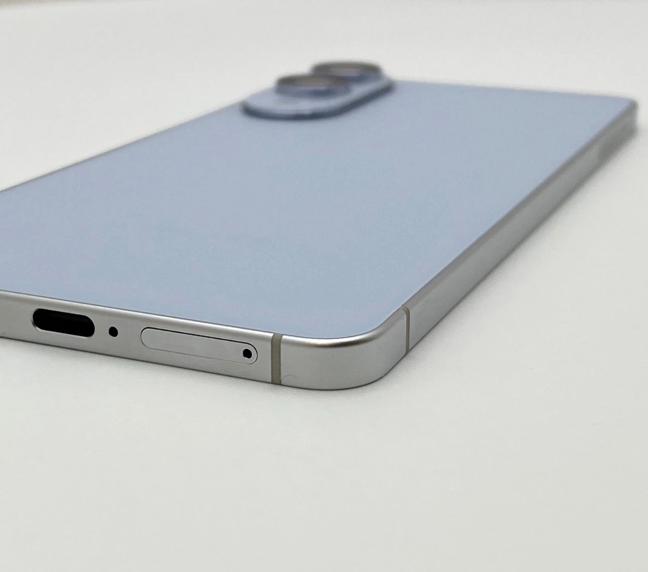 Samsung Galaxy S25 Edge SM-S937U - 256GB Titanium IcyBlue (Unlocked) - New in box