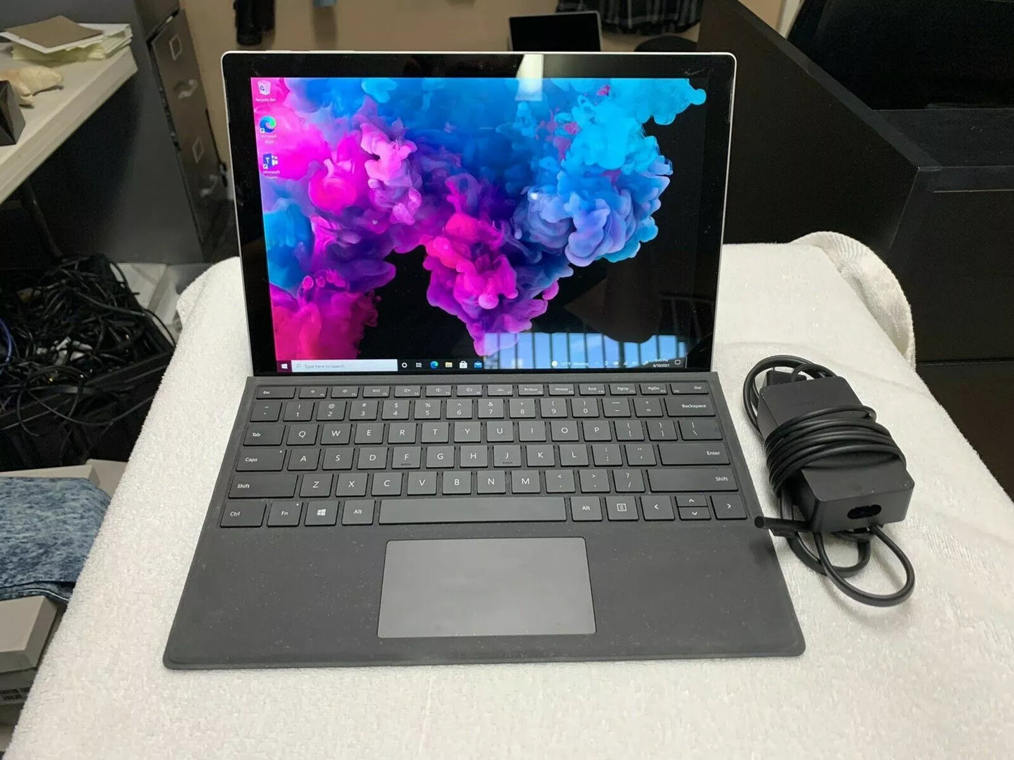 Microsoft Surface Pro 6th 1796 Tablet PC Intel i5-8250U 8GB RAM 128GB SSD W11 Pro A/B Condition