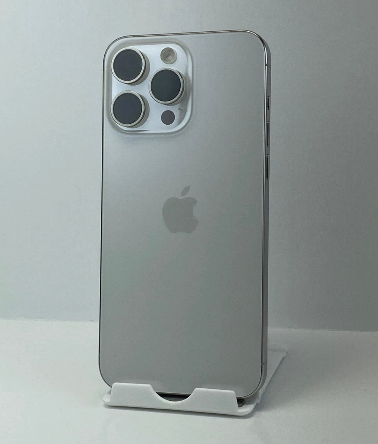 Apple iPhone 15 Pro Max - 256GB - Natural Titanium (Unlocked) - Open Box