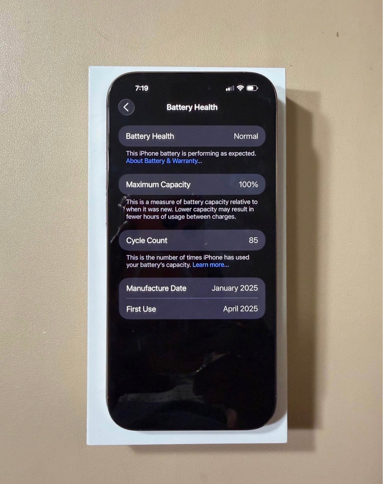 Apple iPhone 16 Pro Max 256GB Unlocked Battery 100% (Used)