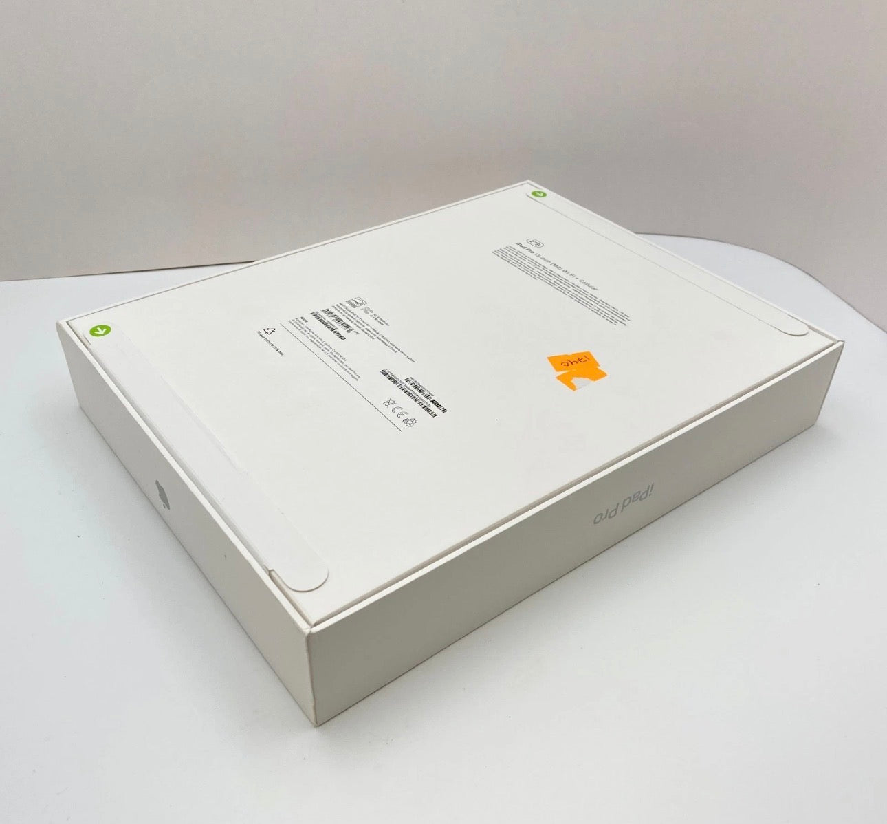 Apple iPad Pro 13" - 2TB, 2024 M4, Silver (Unlocked) A2926 - NEW Open Box