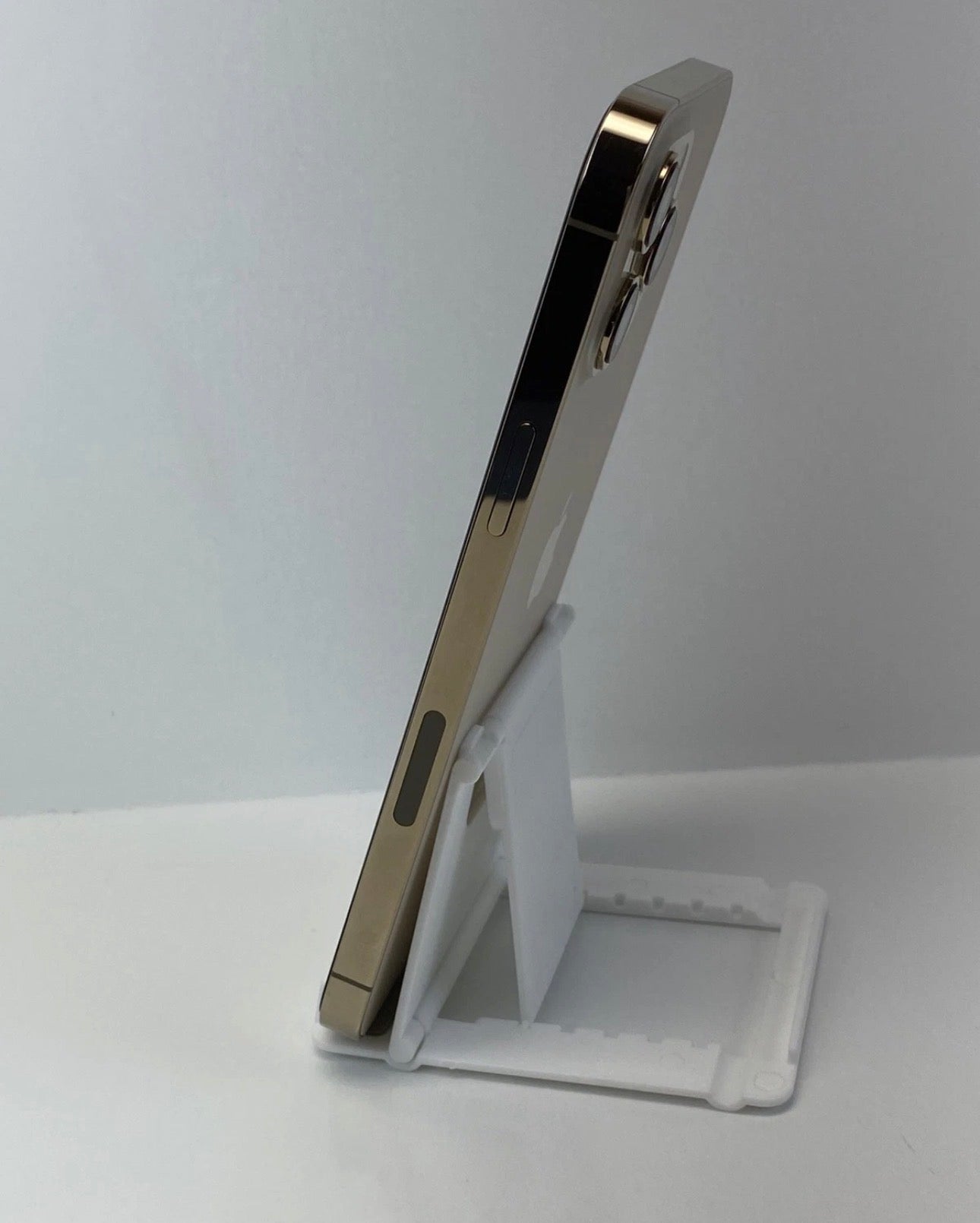 Apple iPhone 12 Pro Max A2342 128GB Gold! 97% battery health! Factory Unlocked!