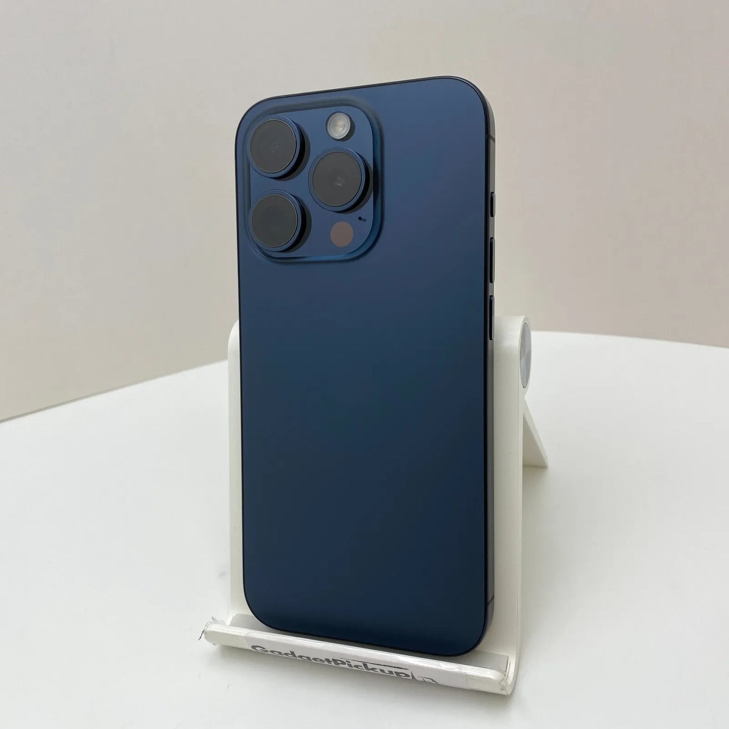 Apple iPhone 15 Pro - 256GB - Blue Titanium (Unlocked) - Open Box