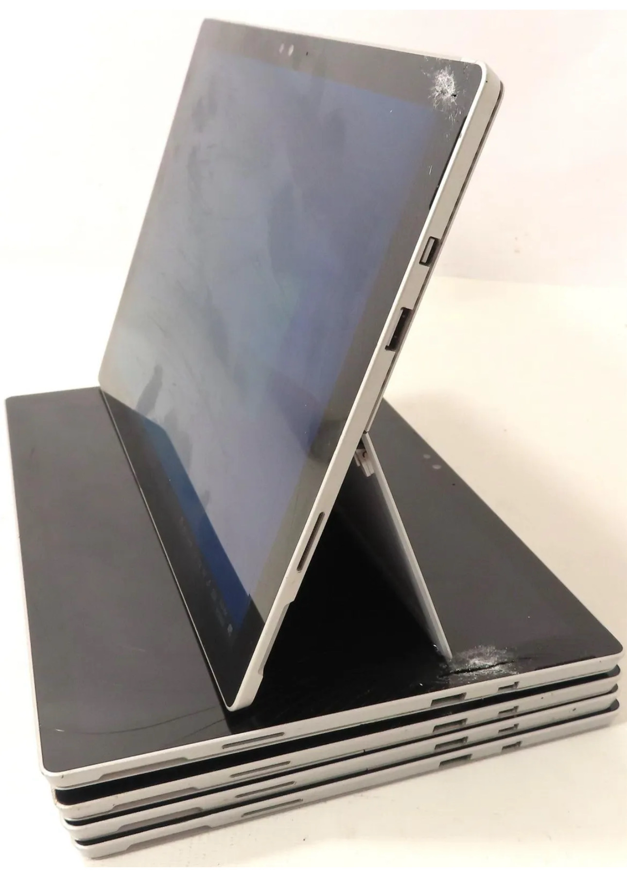 Microsoft Surface Pro 4 1724 - Intel Core i5, 4GB RAM, 128GB SSD, No OS/Crack Glass