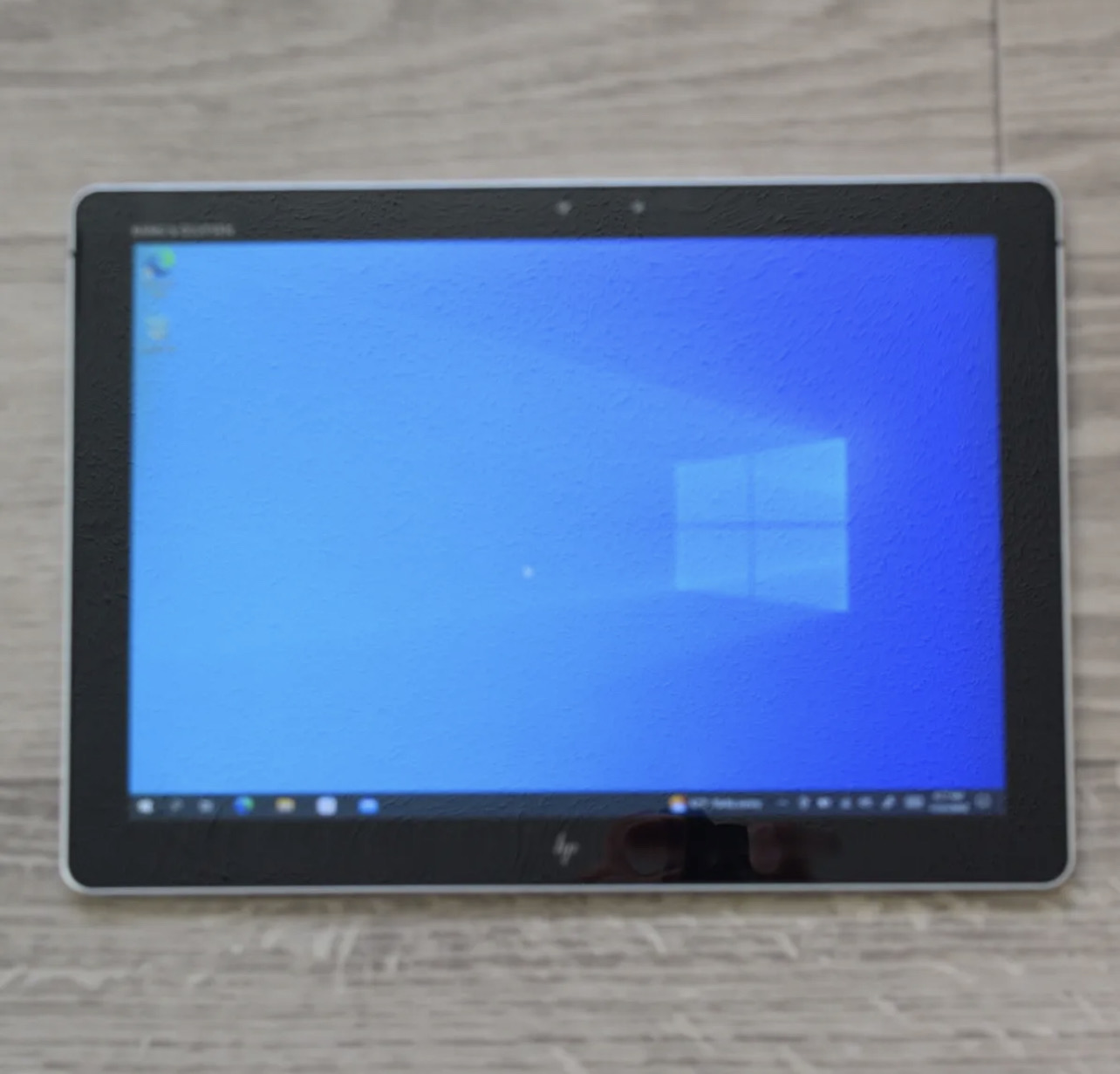 HP Elite x2 1012 G2 2 in 1 12.3 Inch Intel Core M5, 8GB Memory, 256GB SSD