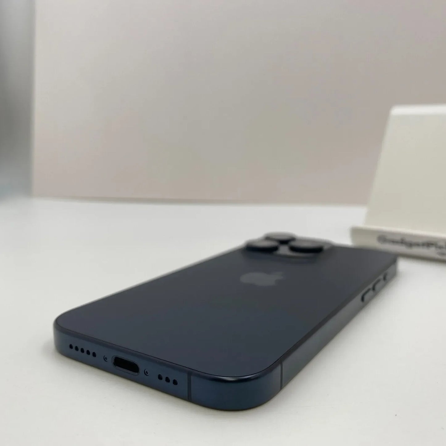 Apple iPhone 15 Pro - 256GB - Blue Titanium (Unlocked) - Open Box