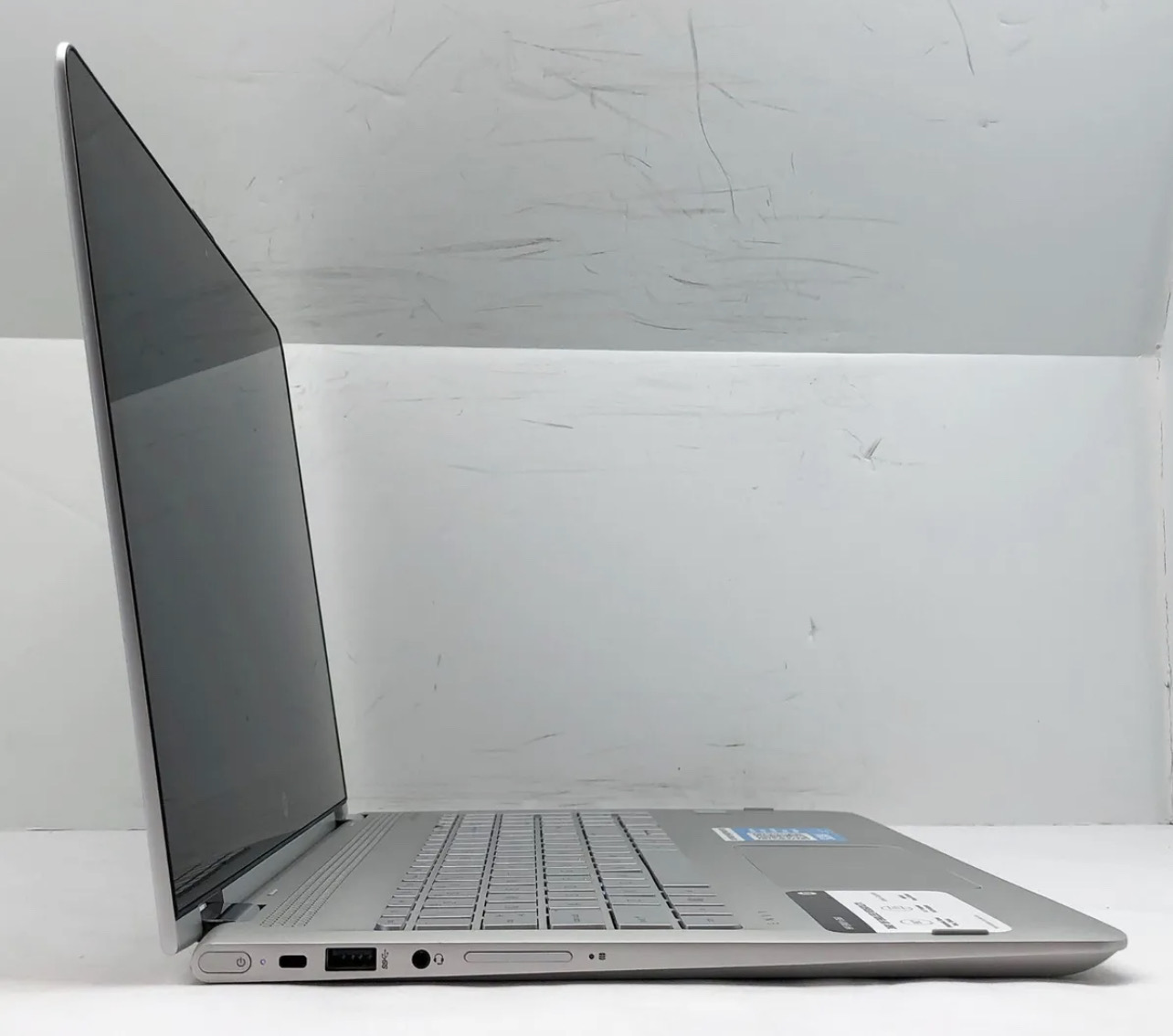 HP Envy x360 m6-aq003dx 15.6" Touch i5-6200U 2.30GHz 12GB RAM 128GB SSD 1TB HDD