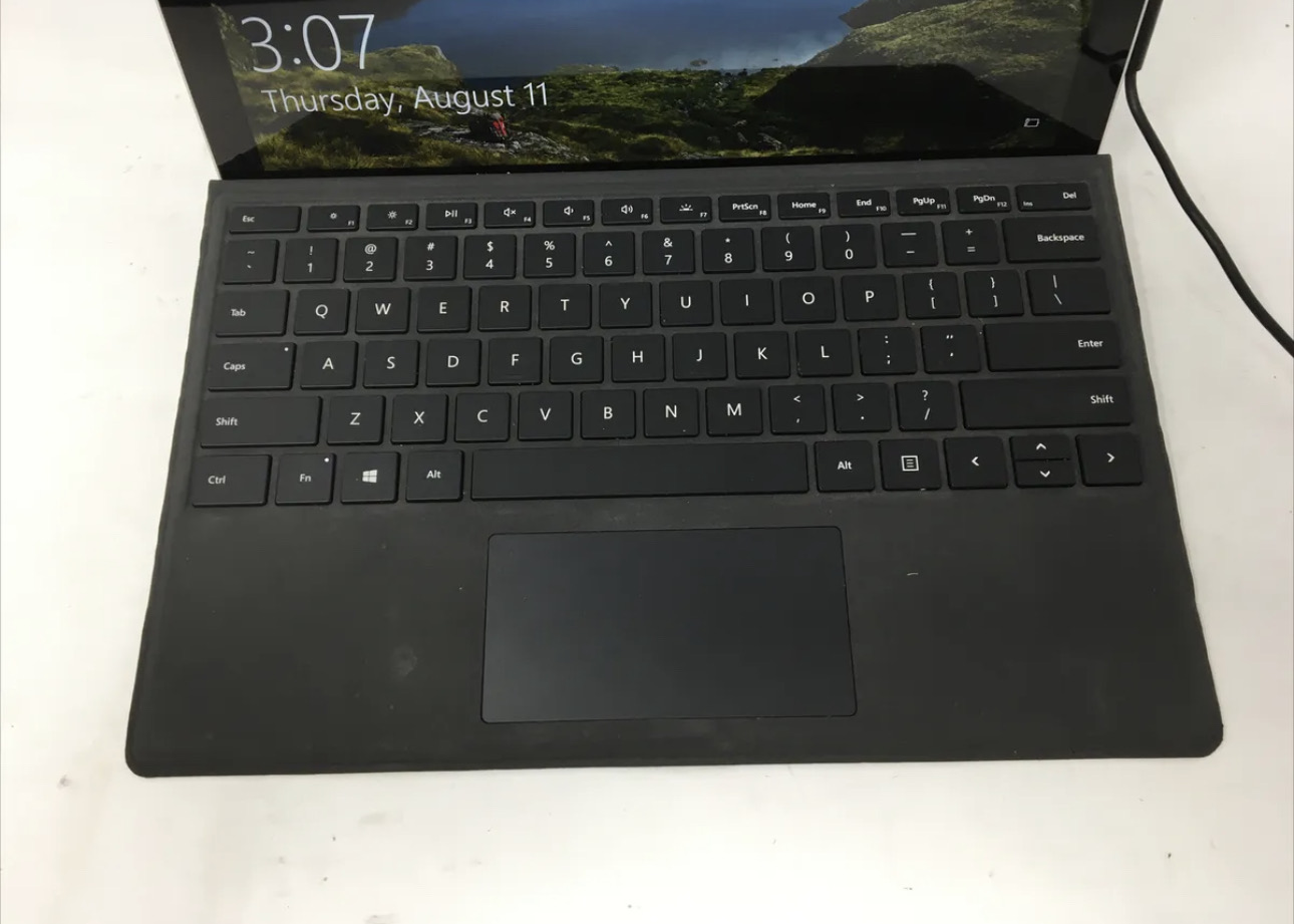 Microsoft Surface Pro 4 - Intel Core i5 6300U 2.40GHz 8GB DDR3 256GB SSD
