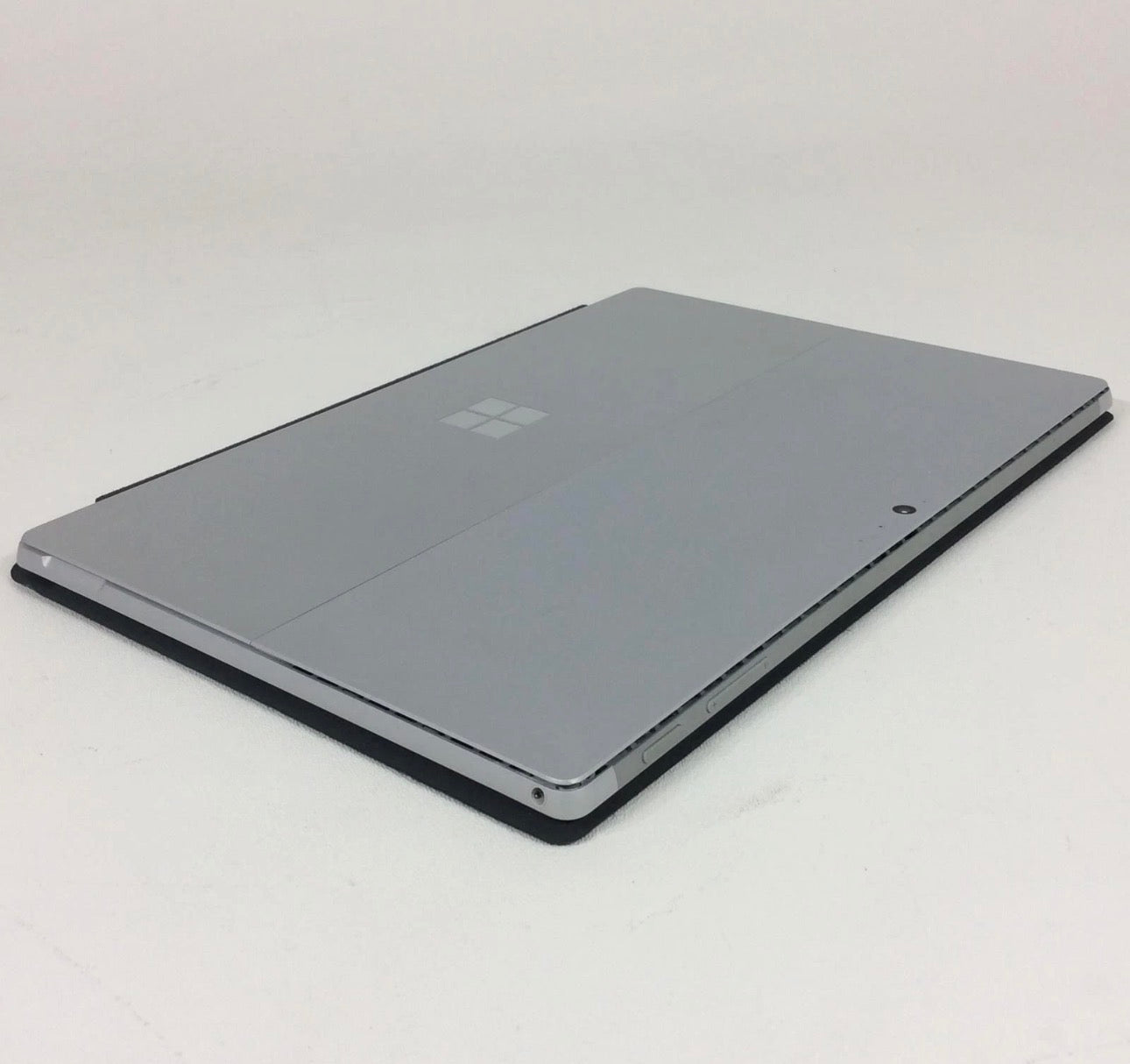 Microsoft Surface Pro 5 LTE (1807) 12.3 inch - Intel i5-7300U, 8GB RAM, 256GB SSD (used)