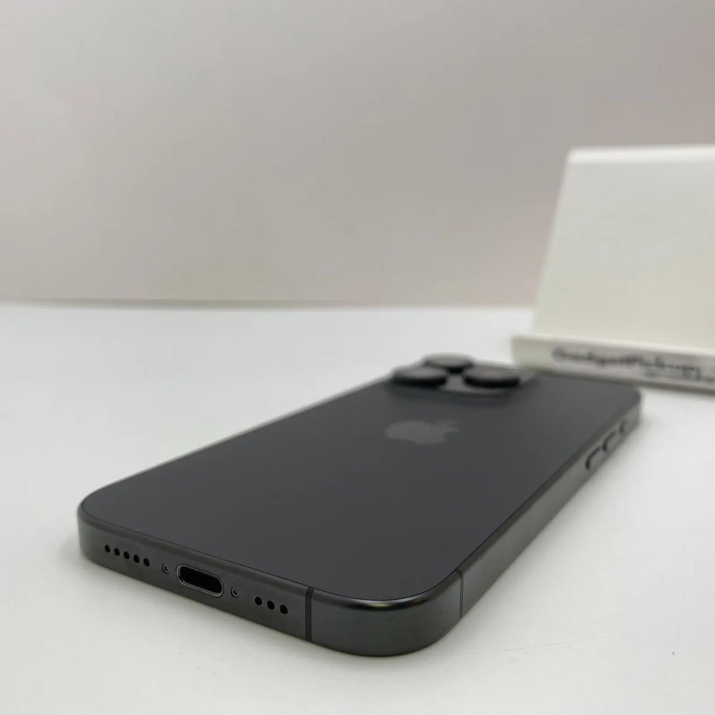 Apple iPhone 15 Pro - 256GB - Black Titanium (Unlocked) - Open Box