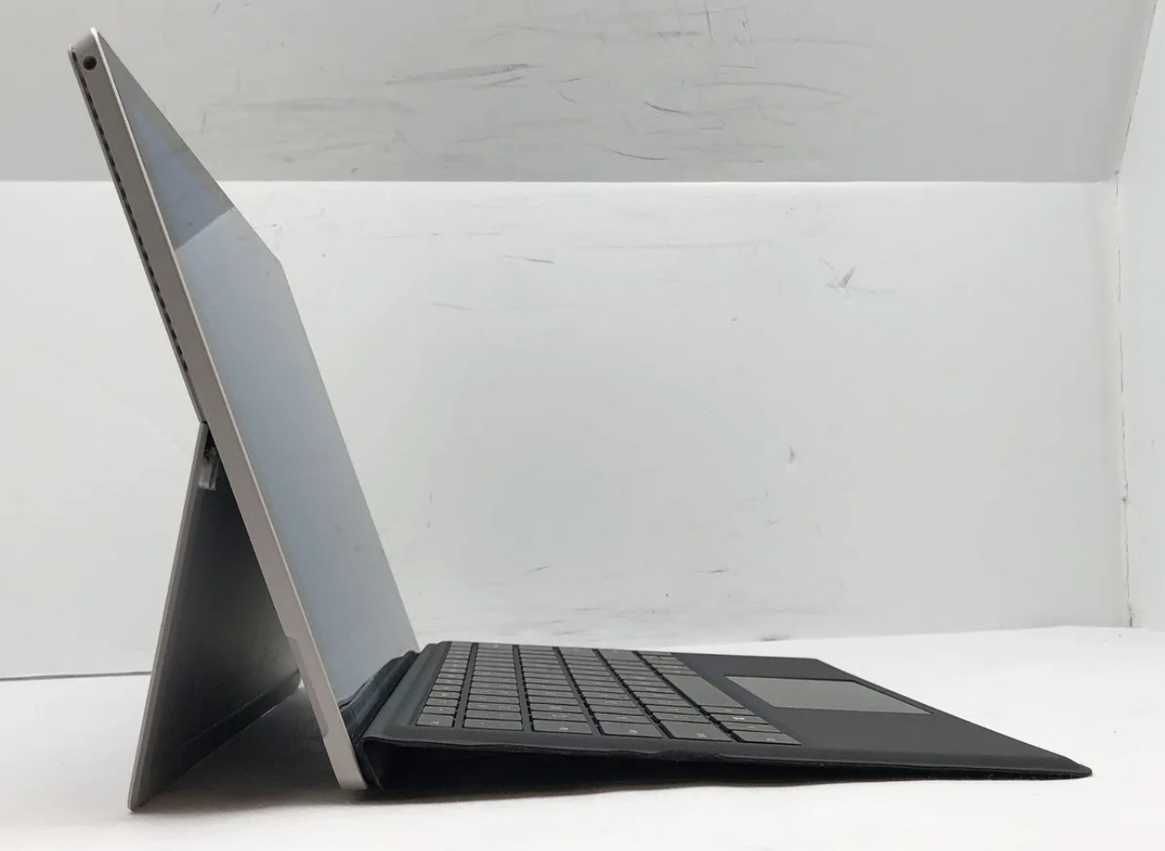 Microsoft Surface Pro 4 12.3 Inch -Intel Core i5 6300U, 8GB Memory, 256GB SSD, Windows 10