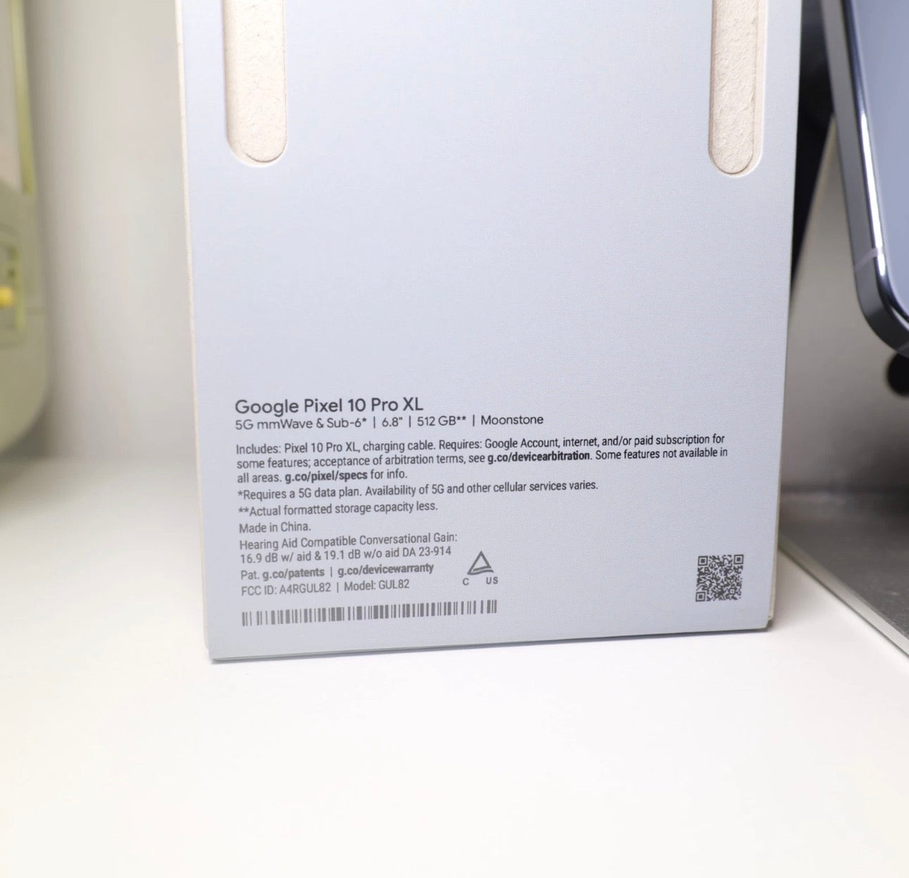 Google Pixel 10 Pro XL - 512 GB - Moonstone (Unlocked) - Pixel Buds 2 Pro Bundle