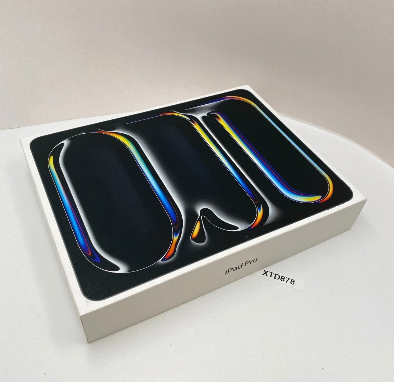 Apple iPad Pro 13" - 2TB, 2024 M4, Silver (Unlocked) A2926 - NEW Open Box