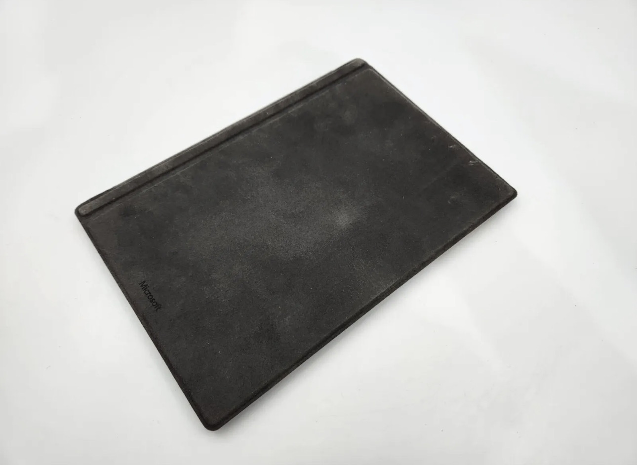 Microsoft Surface Pro 5th 2017 - Intel Core i5 6300U, 8GB DDR3, 256GB SSD, Windows 11