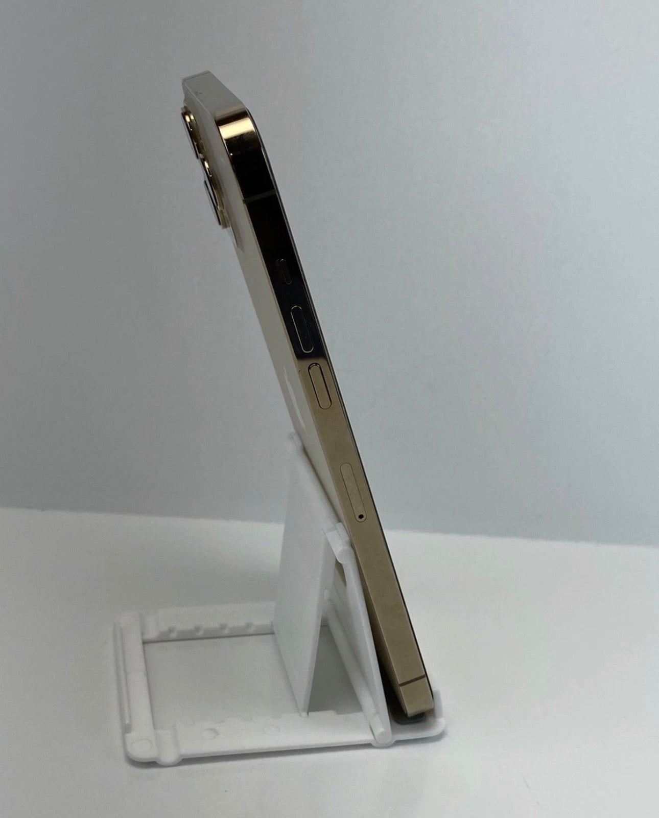 Apple iPhone 12 Pro Max A2342 128GB Gold! 97% battery health! Factory Unlocked!