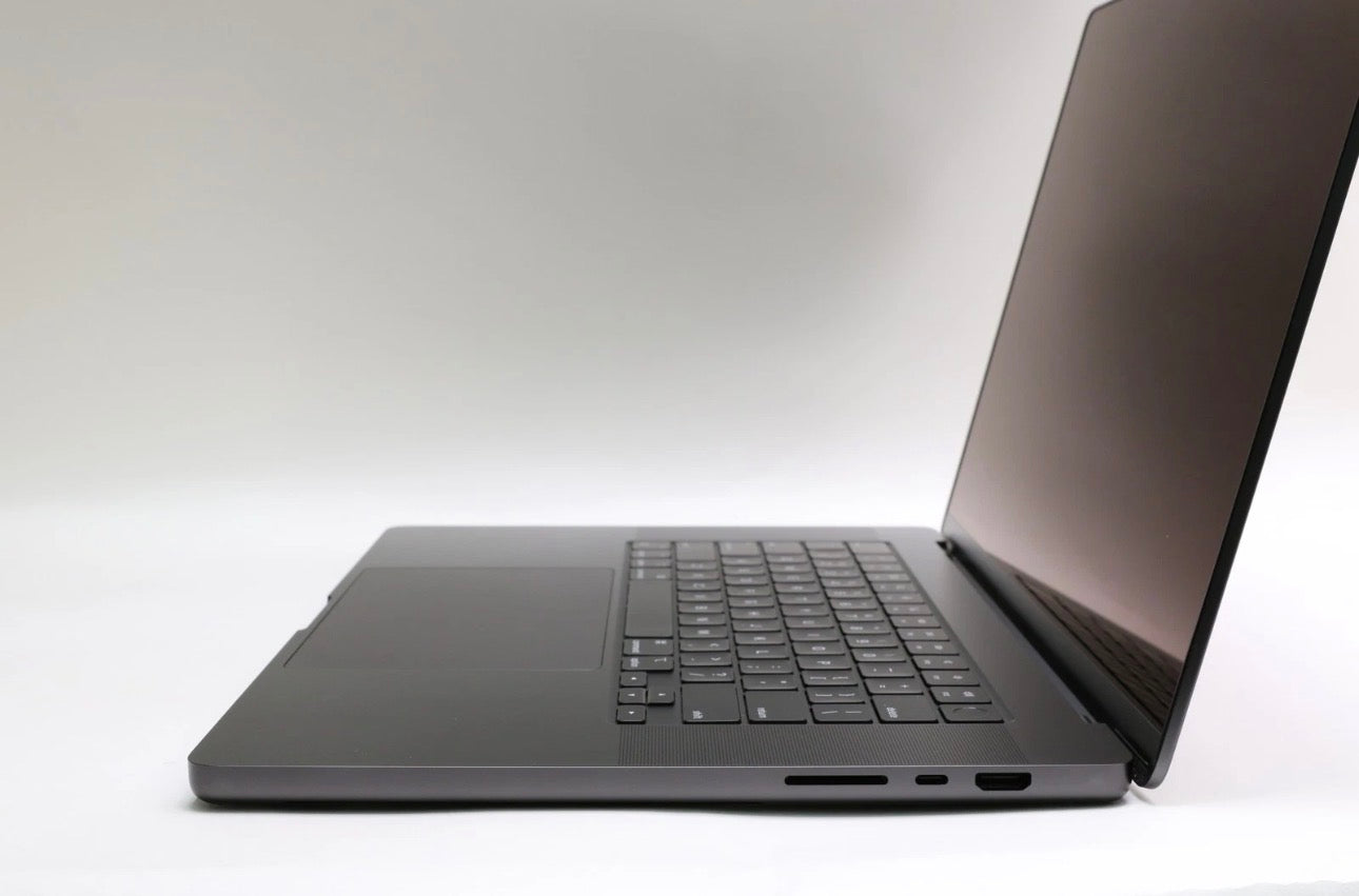 2024, MacBook Pro 16-inch, MX303LL/A, Apple M4 Max, 36GB, 1TB SSD, 32C