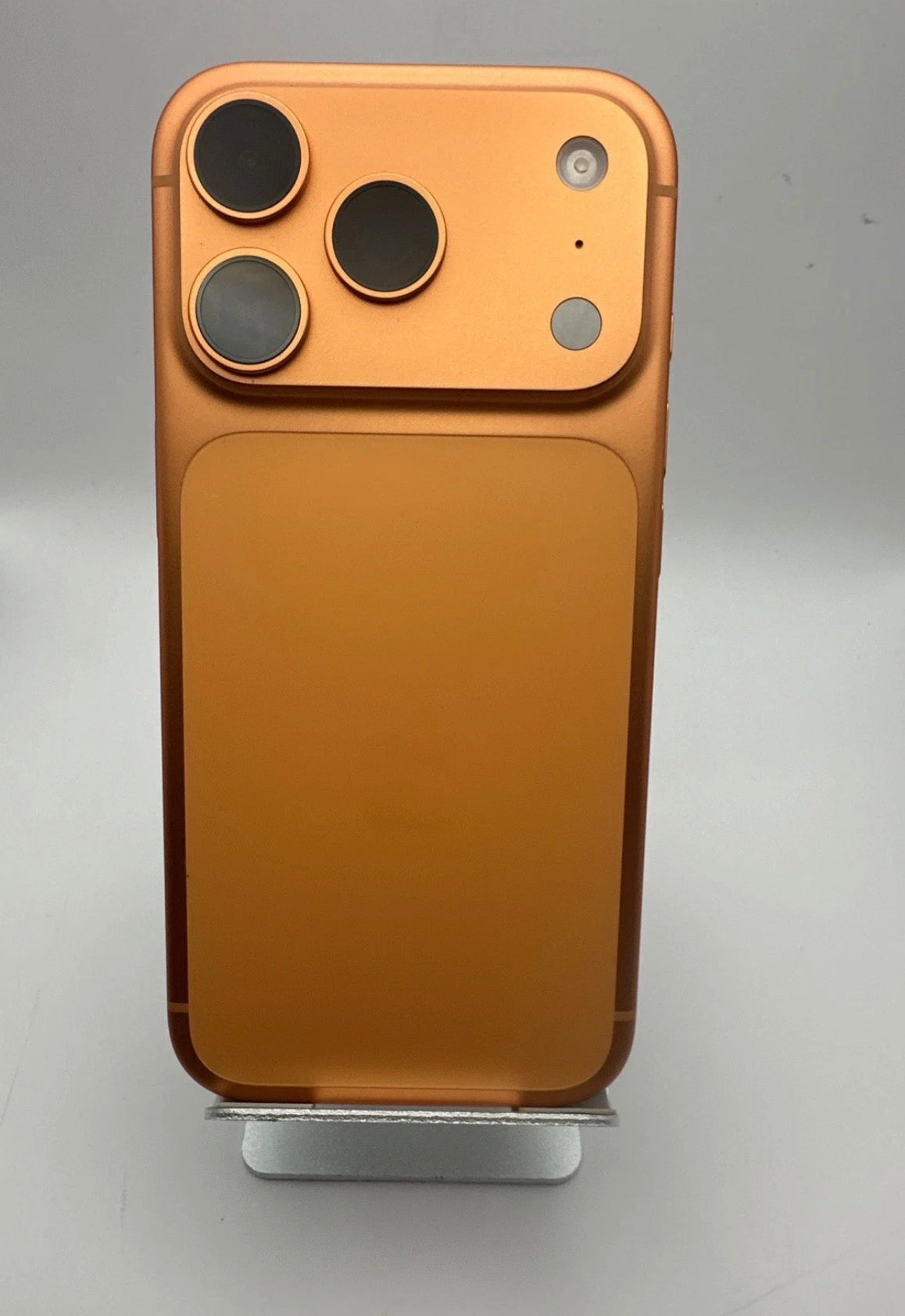 Apple iPhone 17 Pro 256GB Orange eSIM Unlocked - Open box