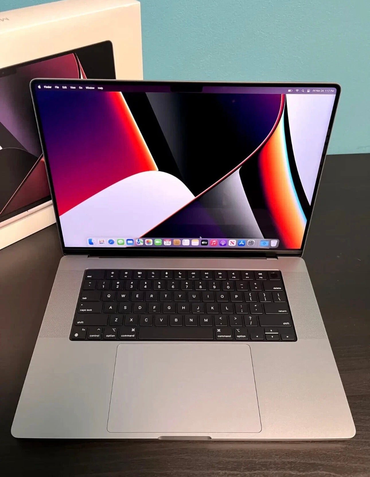 MacBook Pro 16" M1 Pro 3.2GHz - MASSIVE 1TB SSD 16-Core GPU MK1F3LLA 32GB RAM (Refurbished)