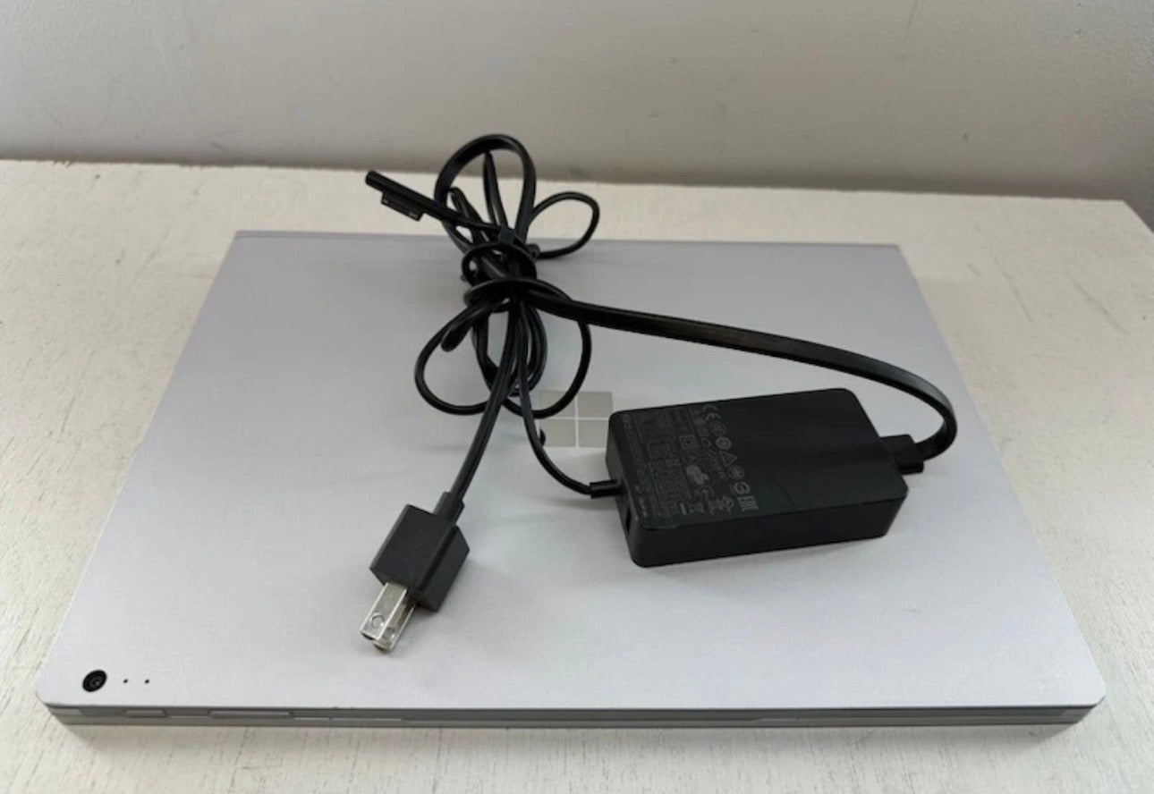 Microsoft Surface Book 13.5 1703 - Intel i7-6600u, 16GB RAM, 512GB