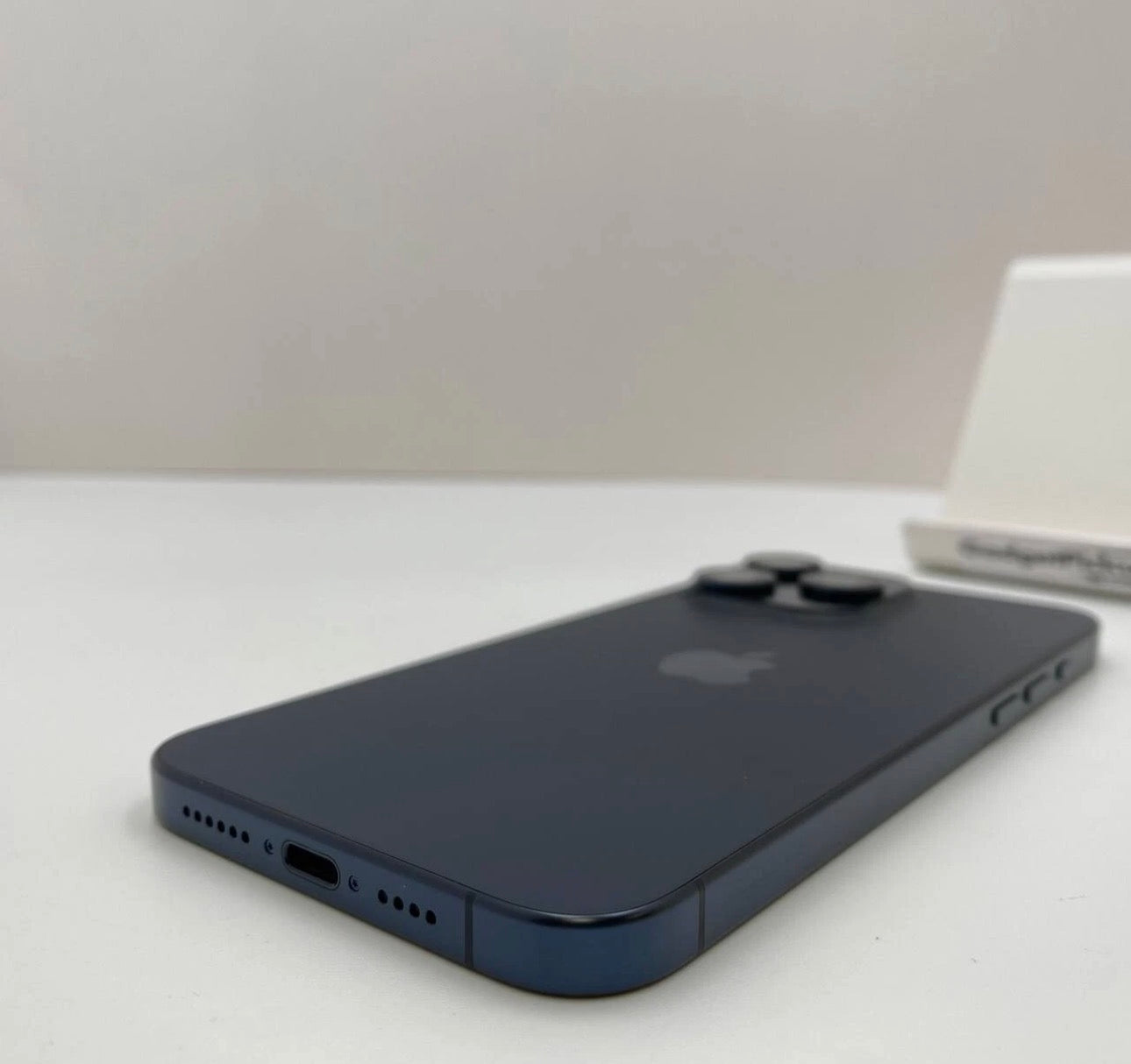 Apple iPhone 15 Pro Max - 256GB - Blue Titanium (Unlocked) - Open Box