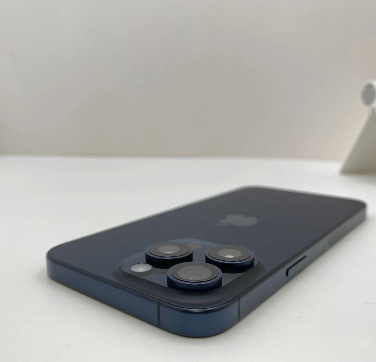 Apple iPhone 15 Pro Max - 256GB - Blue Titanium (Unlocked) - Open Box